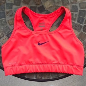Nike Sports Bra Size M!